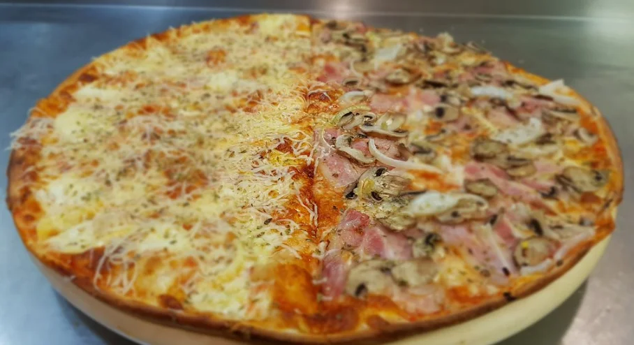 Pizzeria Gondola, ul. Lisa-Kuli 2, 24 recenzje ocena 4 gwiazdki