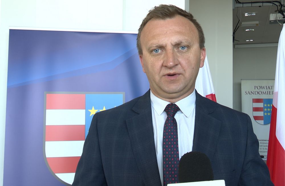 Sandomierskie laboratorium na placu boju z koronawirusem - Zdjęcie główne