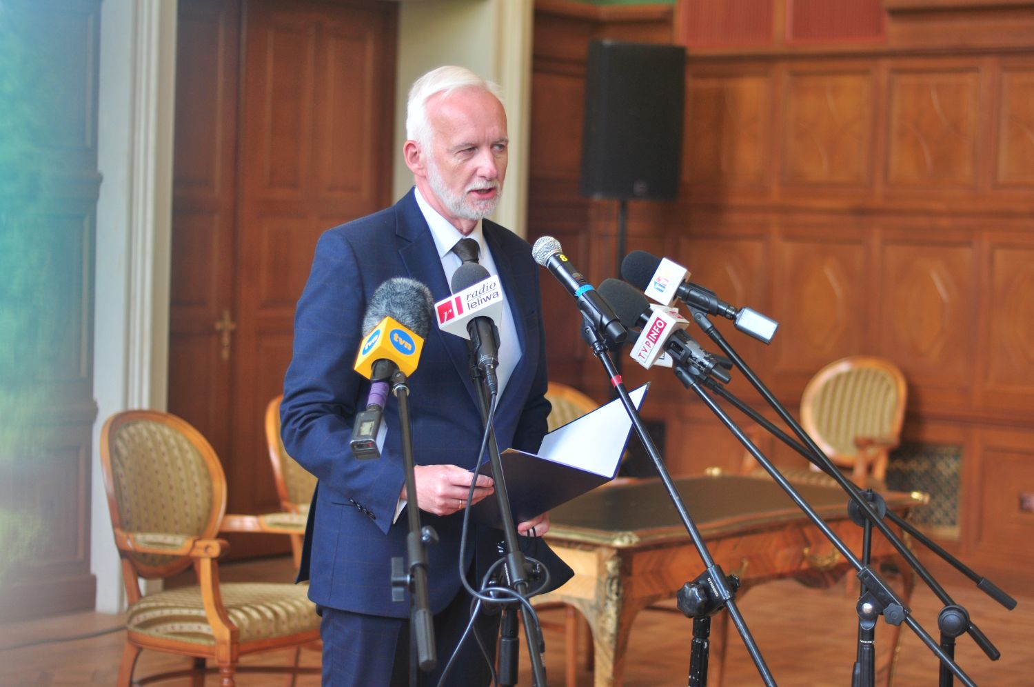 Wizyta ministra kultury Piotra Glińskiego w Tarnobrzegu ma związek z zakupem przez samorząd Kolekcji Dzikowskiej.
