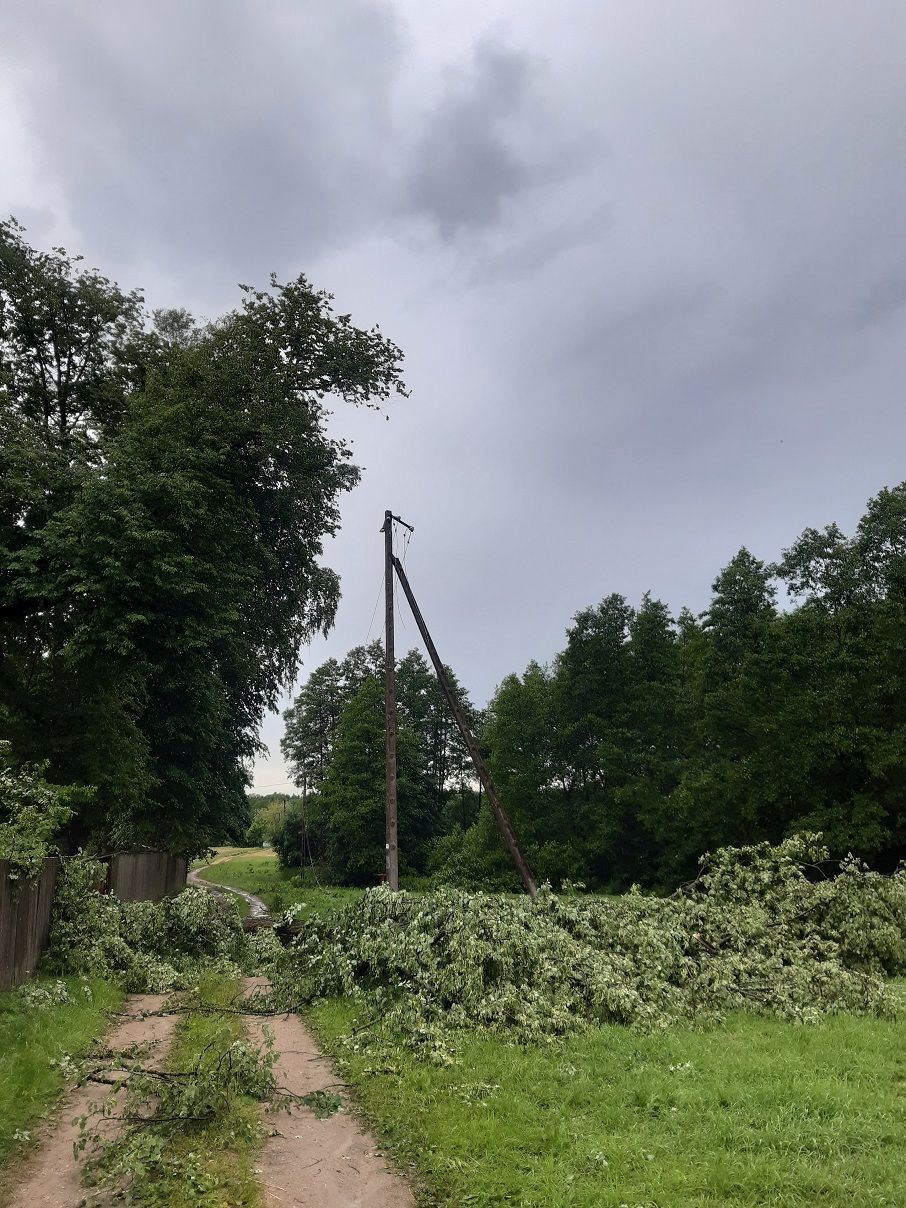 Trwa szacowanie strat po nocnych nawałnicach.