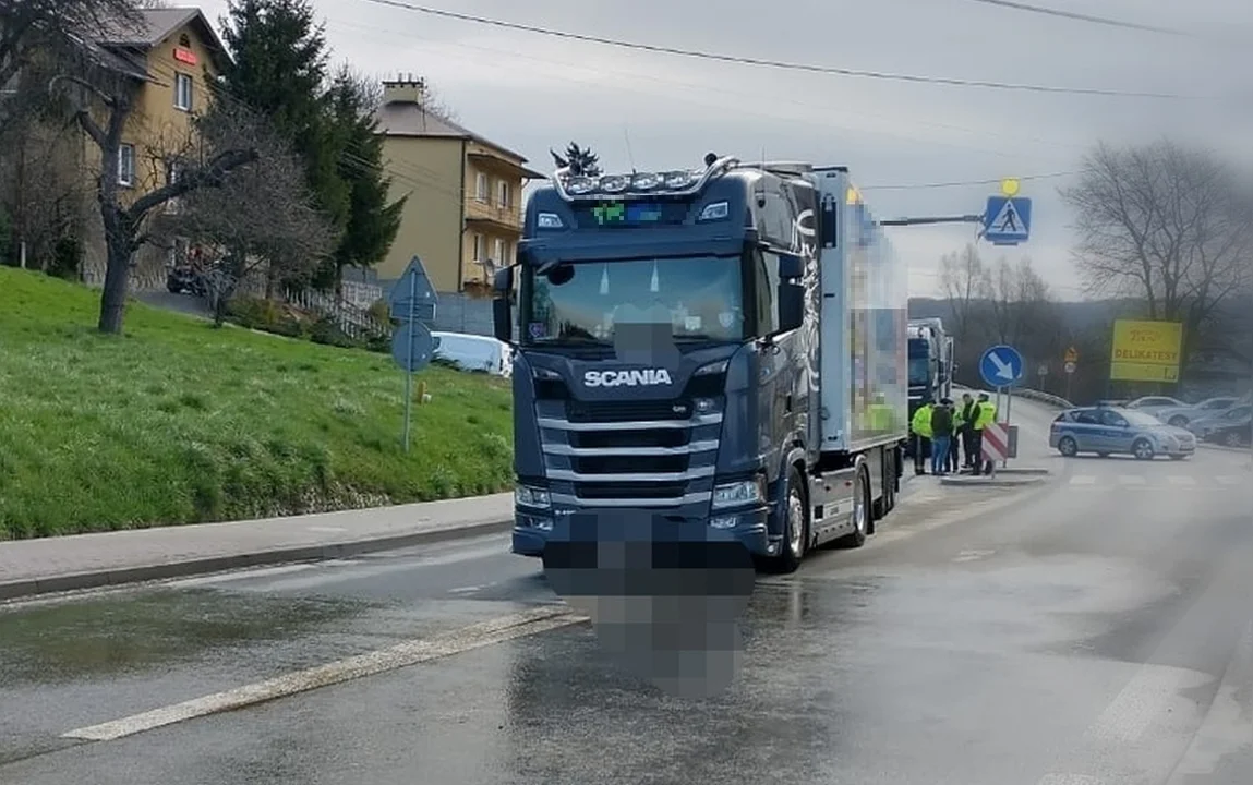 Śmiertelny wypadek na DK19 w Babicy! Pieszy potrącony przez pojazd ciężarowy [AKTUALIZACJA] - Zdjęcie główne