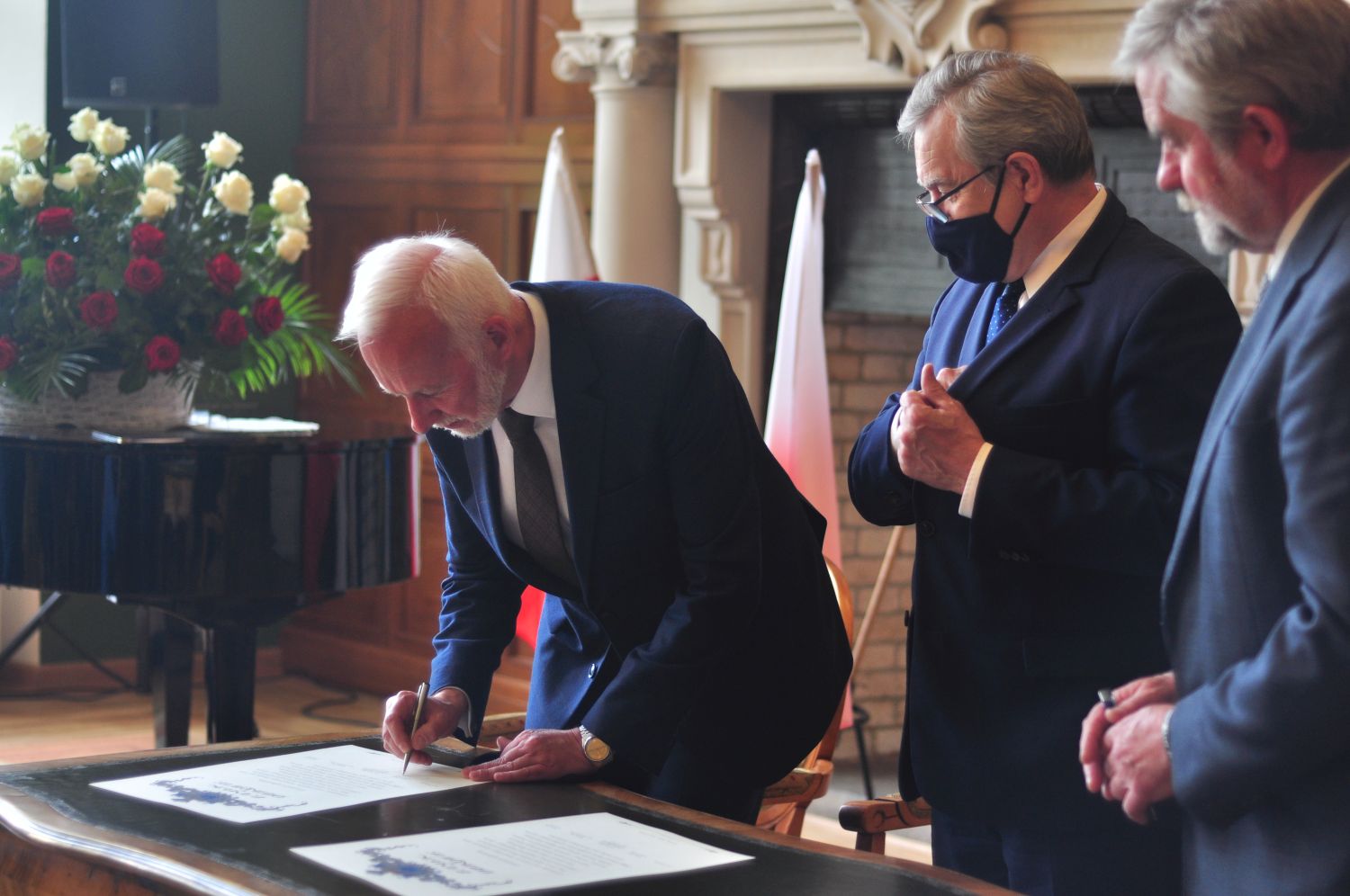 Wizyta ministra kultury Piotra Glińskiego w Tarnobrzegu ma związek z zakupem przez samorząd Kolekcji Dzikowskiej.