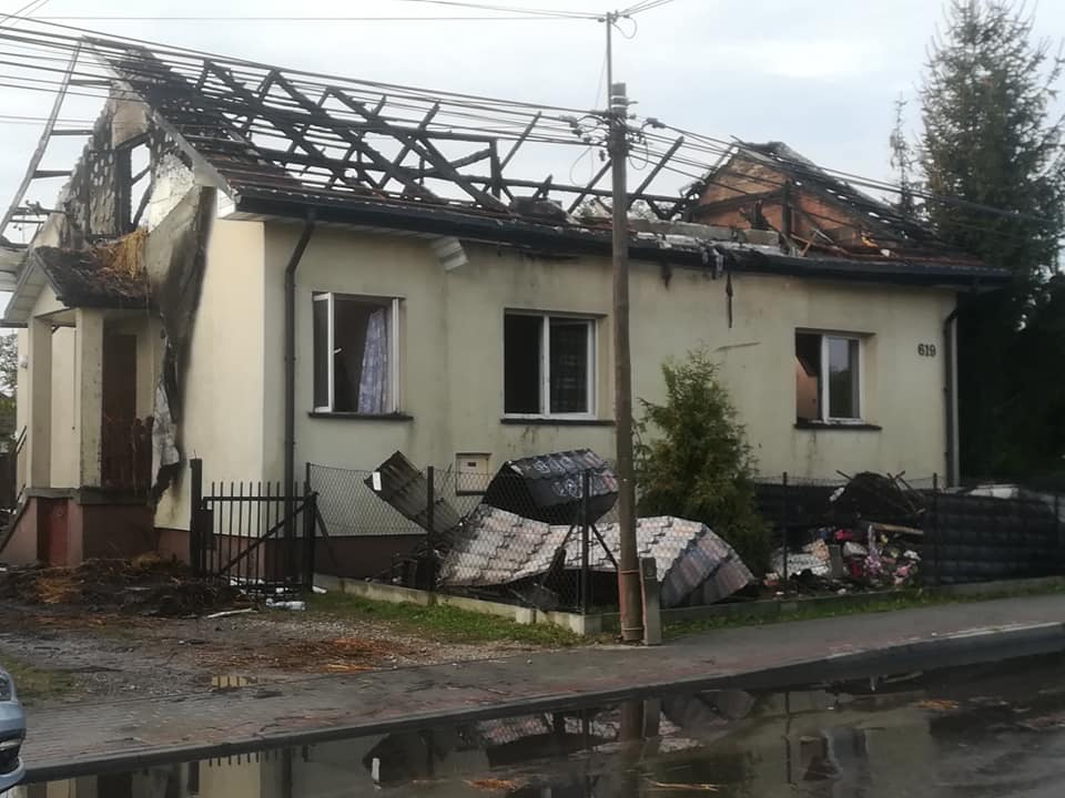 Ogień strawił dorobek ich życia! Pomoc płynie z całego regionu![FOTO, AKTUALIZACJA] - Zdjęcie główne