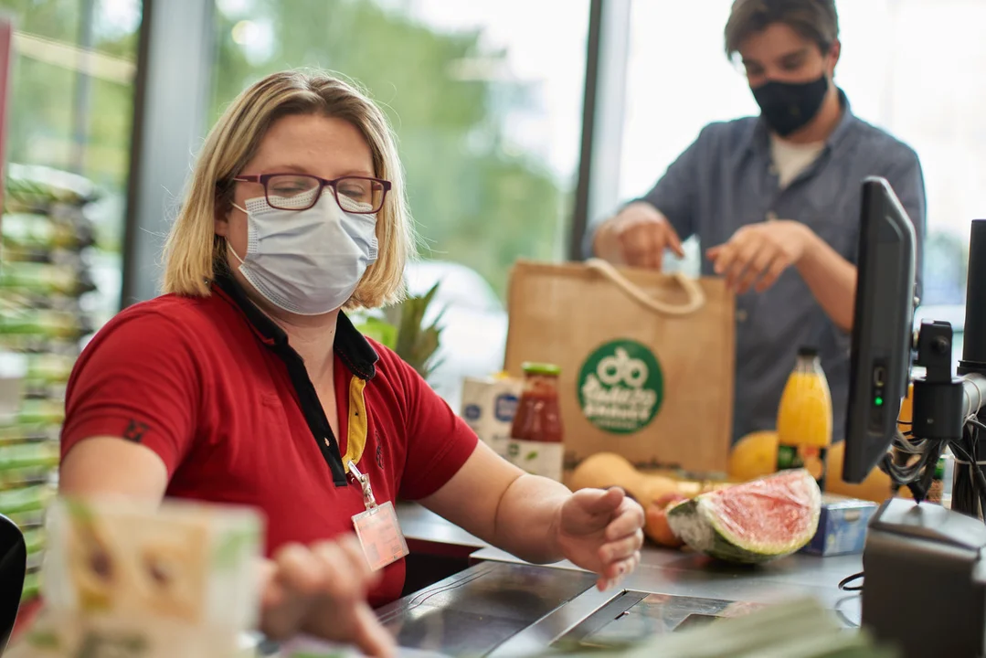 Biedronka, Lidl, Aldi, E.Leclerc, Auchan i inne sieci otworzą swoje sklepy na Podkarpaciu, w niedzielę 6 marca - Zdjęcie główne