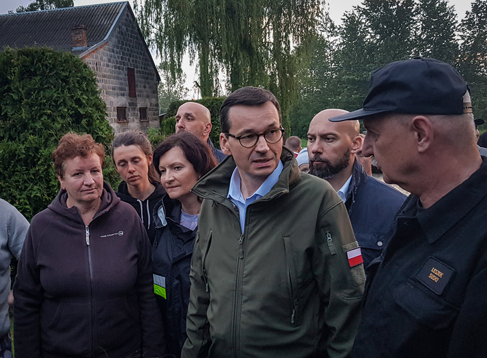 POWIAT MIELECKI: Premier Morawiecki odwiedził mieszkańców gminy Wadowice. Obietnica pomocy! [VIDEO]  - Zdjęcie główne