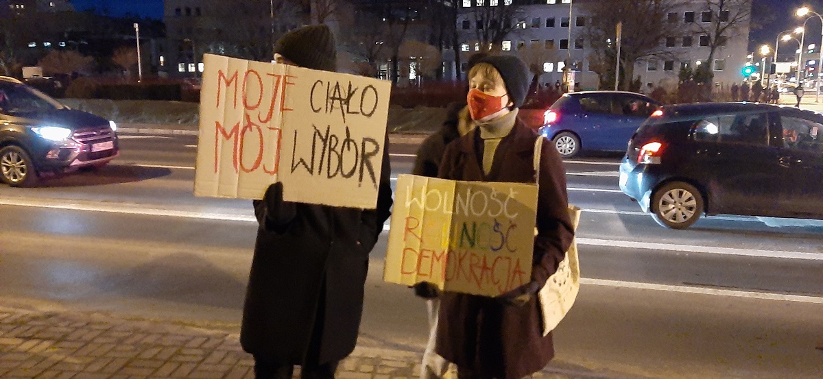 „Będzie demokracja, kiedy kobiety i mężczyźni będą rządzić po równo” [WIDEO, ZDJĘCIA] - Zdjęcie główne