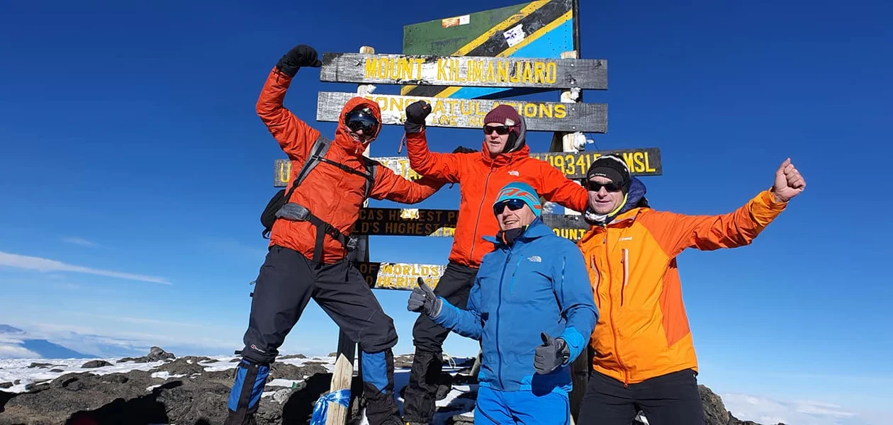 Łukasz Łagoźny z Sanoka zdobył szczyt Kilimandżaro! [ZDJĘCIA] - Zdjęcie główne