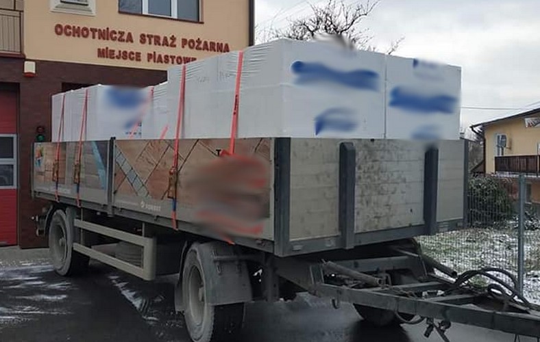 Mistrzu parkowania! A gdyby tak palił się Twój dom? - Zdjęcie główne