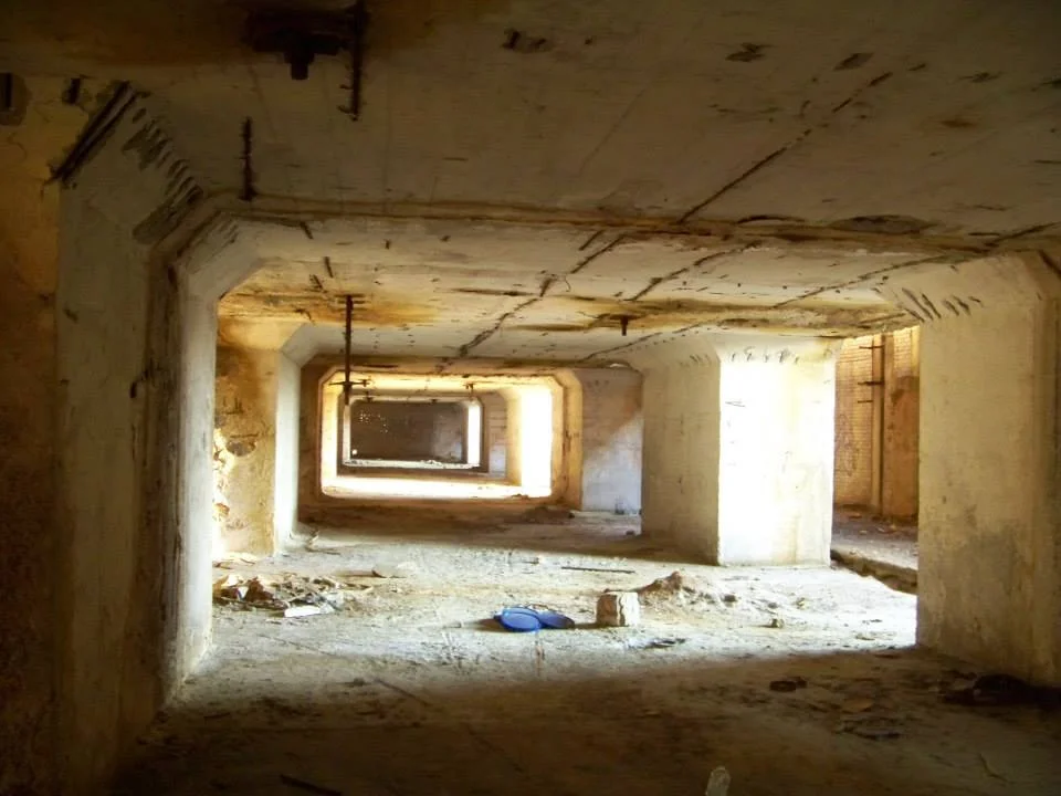 Obiekty Siarkopolu w Tarnobrzegu-Machowie w ruinie. Zniszczone, zapomniane z pamiątkami z czasów świetności, kiedy pracowały tam tysiące osób [ZDJĘCIA, WIDEO] - Zdjęcie główne