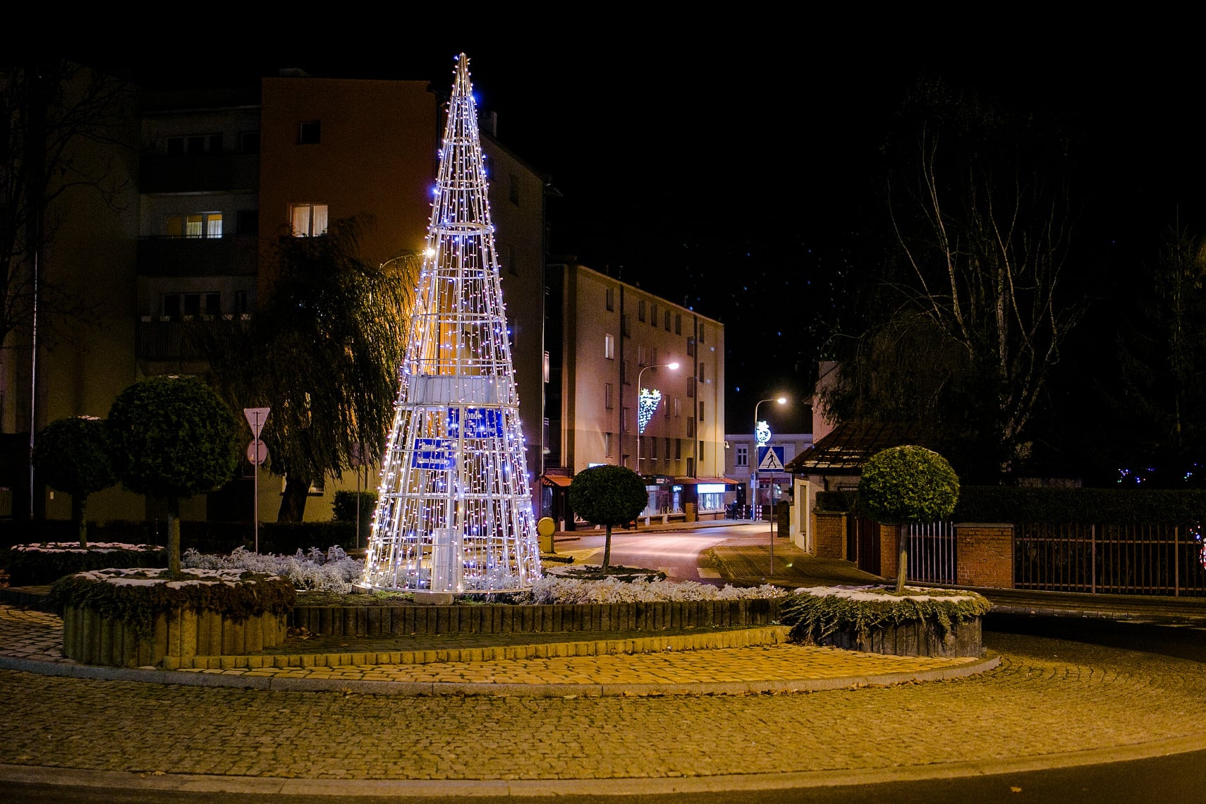 Tarnobrzeg w świątecznej szacie - Fot. FB Dariusza Bożka