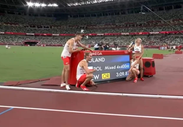 Złoto polskiej sztafety mieszanej 4x400 metrów w Tokio.
