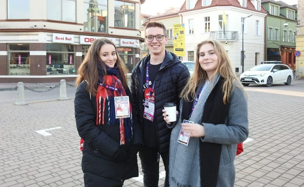 Skarbony Sztabowe WOŚP w Tarnobrzegu już zapełniają się pieniędzmi. Sprawdź gdzie się znajdują - Zdjęcie główne