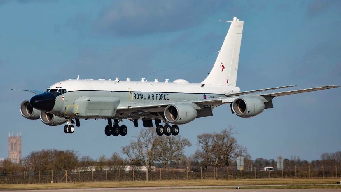Brytyjskie "oczy" i "uszy" na niebie. Boeing RC-135W lata nad Podkarpaciem [ZDJĘCIA, WIDEO] - Zdjęcie główne