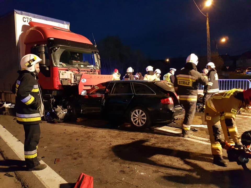 Wypadek w Suchorzowie! Jakie są ustalenia policji? [ZDJĘCIA] - Zdjęcie główne