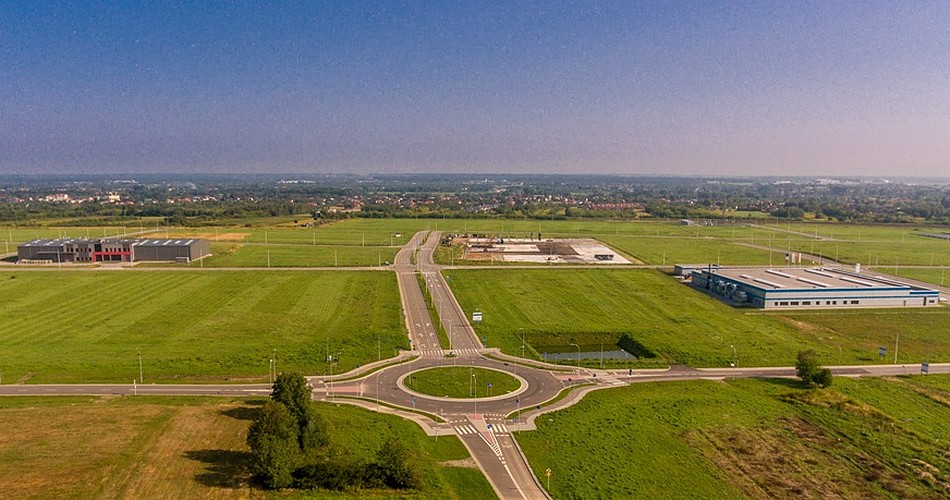 Setki nowych miejsc pracy za 35 MLN ZŁ - Zdjęcie główne