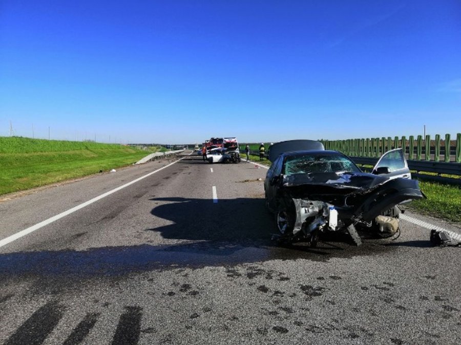 WYPADEK NA AUTOSTRADZIE A4! Jedna osoba w szpitalu [MAPA, AKTUALIZACJA] - Zdjęcie główne