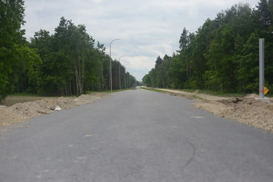Dwa miesiące do końca budowy obwodnicy Tarnobrzega. Zobacz postęp prac [NOWE ZDJĘCIA] - Zdjęcie główne