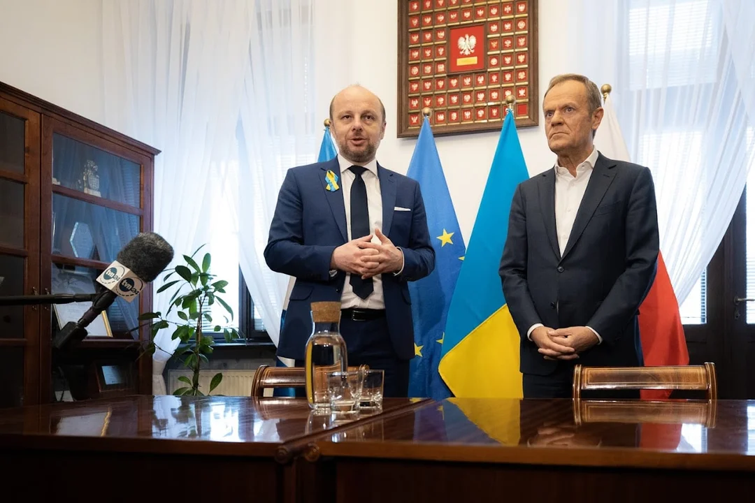 Prezydent Rzeszowa Konrad Fijołek i Donald Tusk.