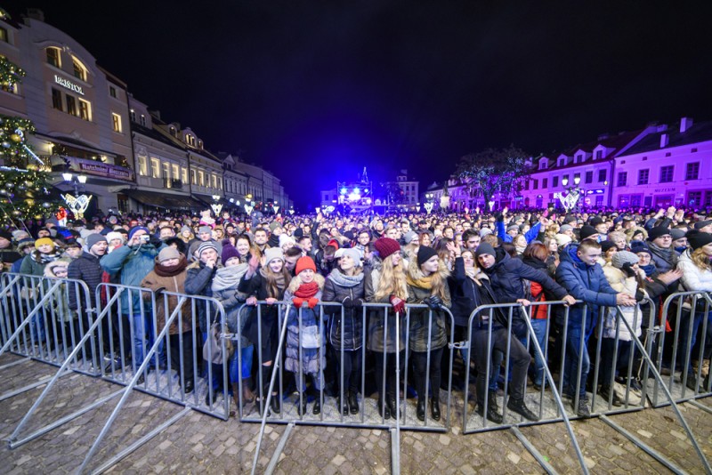 Sylwester w Rzeszowie. Wystąpią same gwiazdy, fajerwerków NIE BĘDZIE [FOTO] - Zdjęcie główne