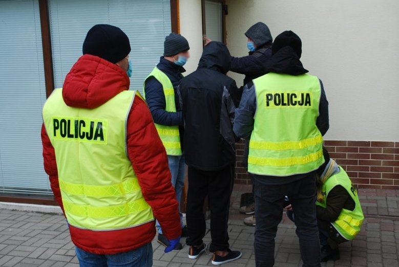 Wstrząsające morderstwo! "Najpierw udusił ofiarę, a potem podpalił zwłoki!" - Zdjęcie główne