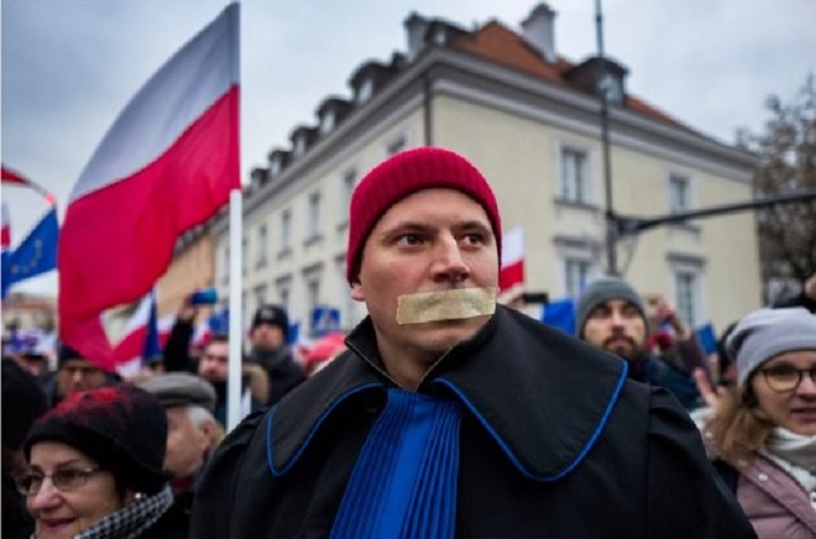 Cenzura polityczna w Rzeszowie! Głos szkoły i Młodych Demokratów [AKTUALIZACJA] - Zdjęcie główne