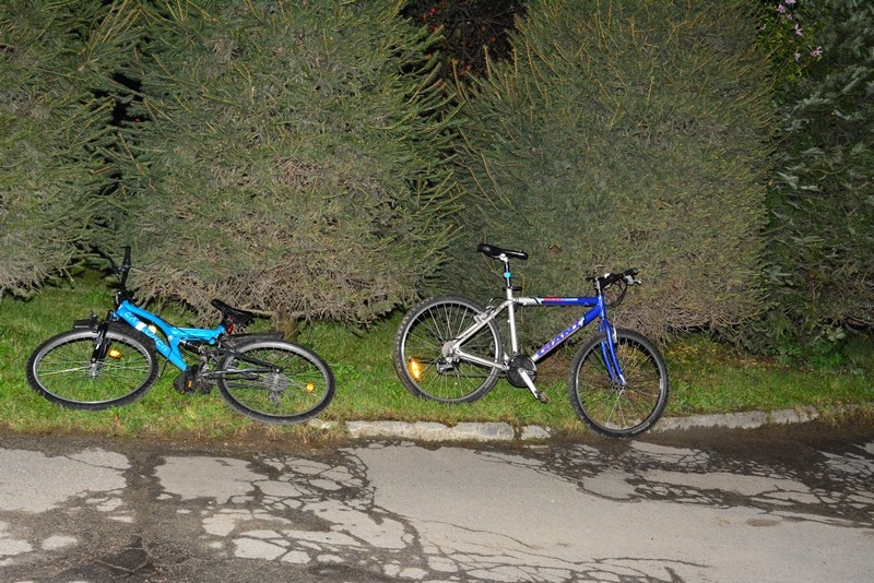Rowerzysta zderzył się z... rowerzystką! 40-latka w szpitalu [FOTO] - Zdjęcie główne