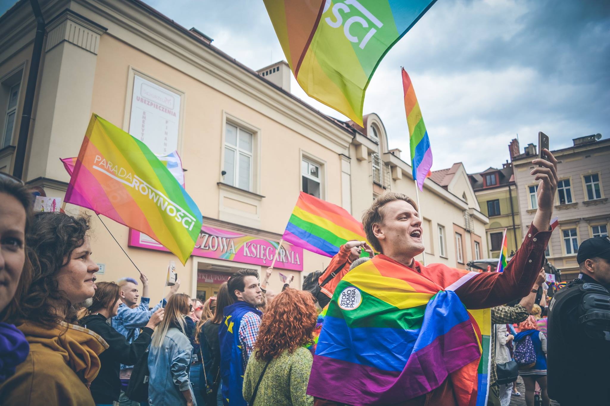 "PiS kapituluje". Sejmik Podkarpacki uchyli uchwałę "anty-LGBT" - Zdjęcie główne