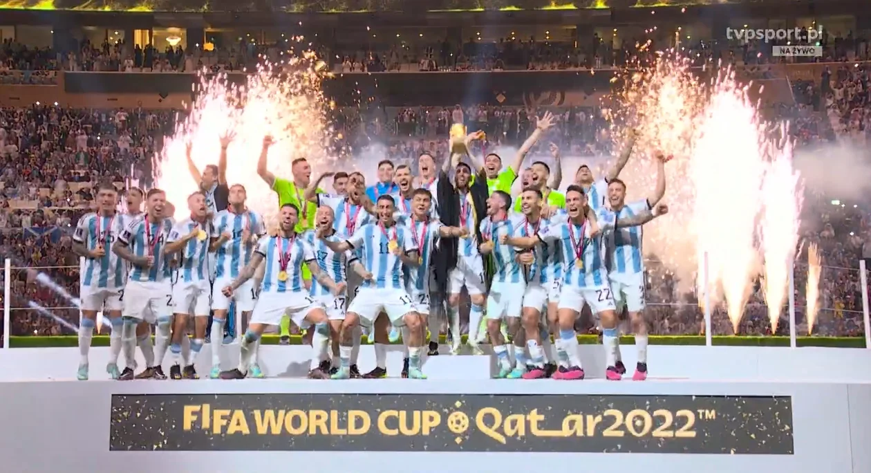 Mundial z Lato: Kosmiczny finał mistrzostw świata dla Argentyny. - Wielki Lionel Messi ma Puchar Świata - komentuje Grzegorz Lato - Zdjęcie główne