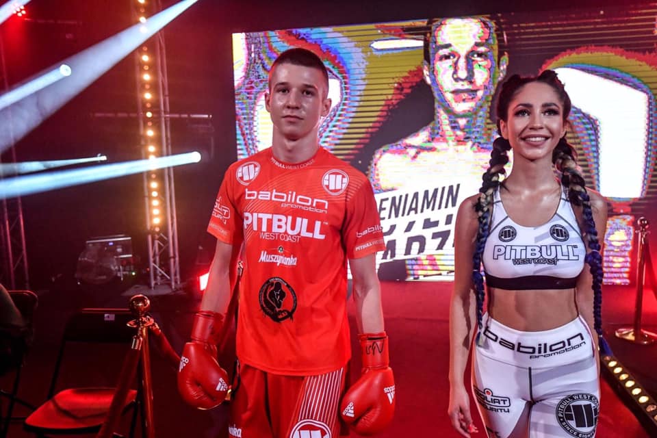 Beniamin Zarzeczny pokonał Daniela Dołowego - Zdjęcie główne