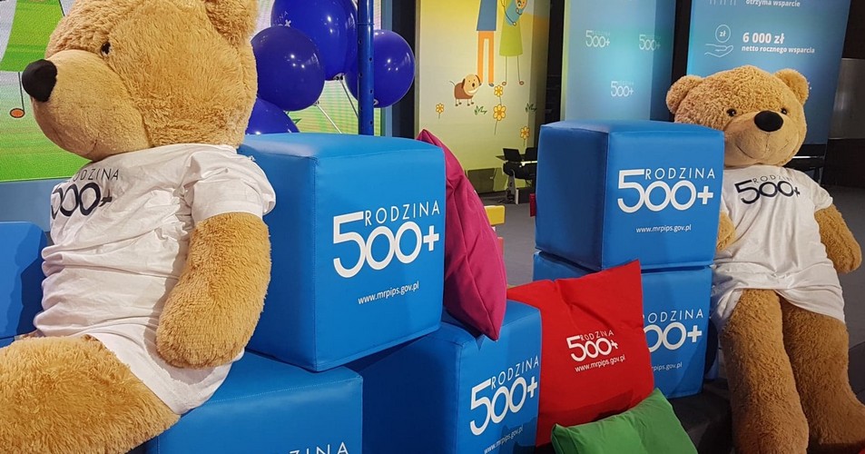 Chcą zarobić na Twojej niewiedzy o 500 plus - Zdjęcie główne