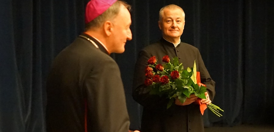 Diecezja Tarnowska ma nowego biskupa pomocniczego! To duchowny z Podkarpacia - Zdjęcie główne