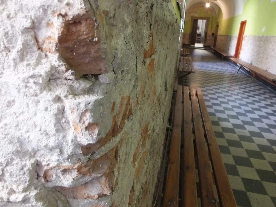 Trwa remont w Klasztorze Ojców Dominikanów w Tarnobrzegu. Zobacz postęp prac. Duchowni apelują o finansowe wsparcie [ZDJĘCIA] - Zdjęcie główne