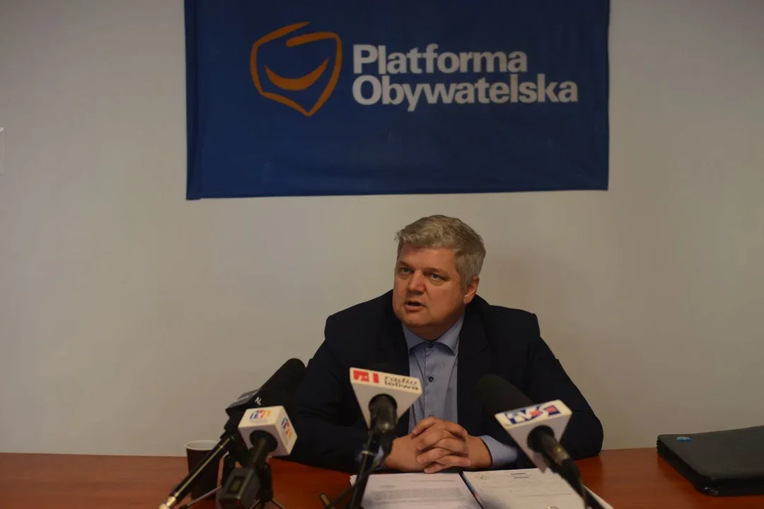 Platforma Obywatelska w Tarnobrzegu zapowiada referendum w sprawie budowy spalarni odpadów nad Jeziorem Tarnobrzeskim - Zdjęcie główne