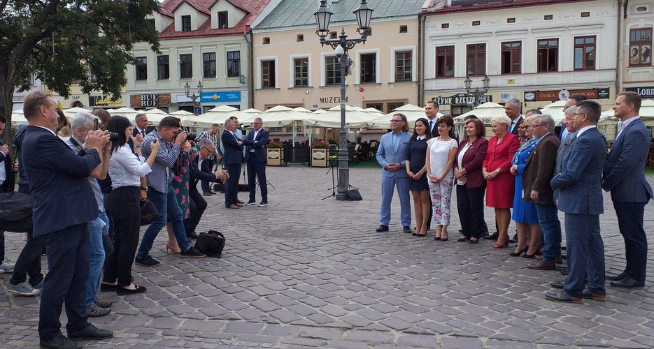 Kto do wyborów z Koalicji Obywatelskiej? Oficjalnie [FOTO] - Zdjęcie główne