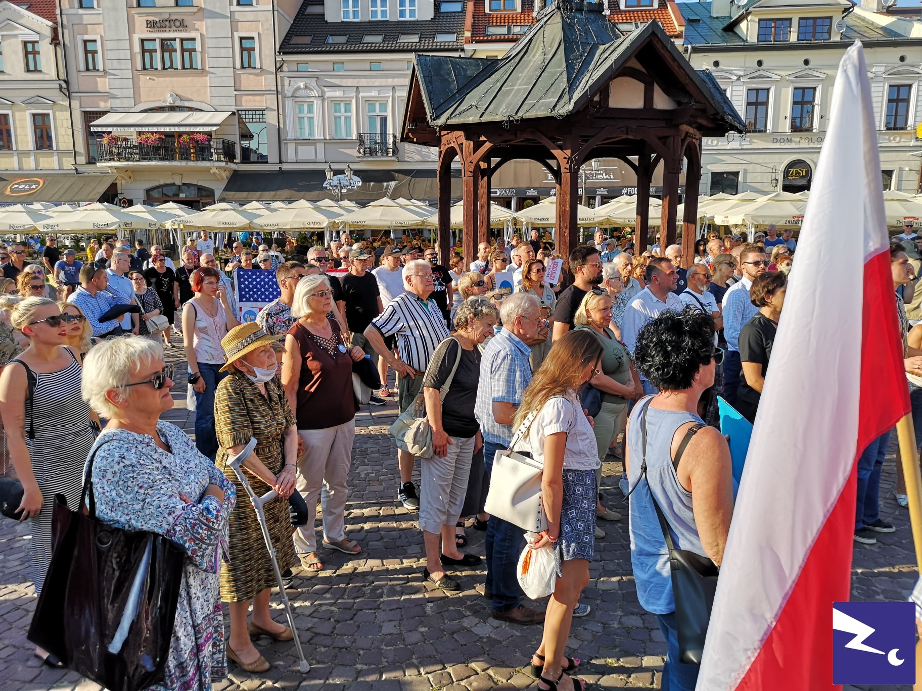 zdjęcia z wtorkowego protestu "Wolne media" w Rzeszowie