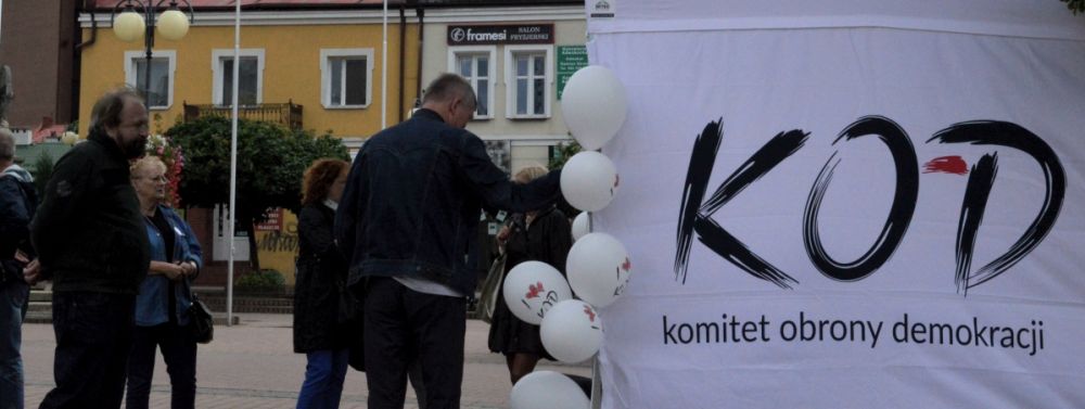 Chcą, byś protestował razem z nimi. Walczą o niezawisłość sądów - Zdjęcie główne