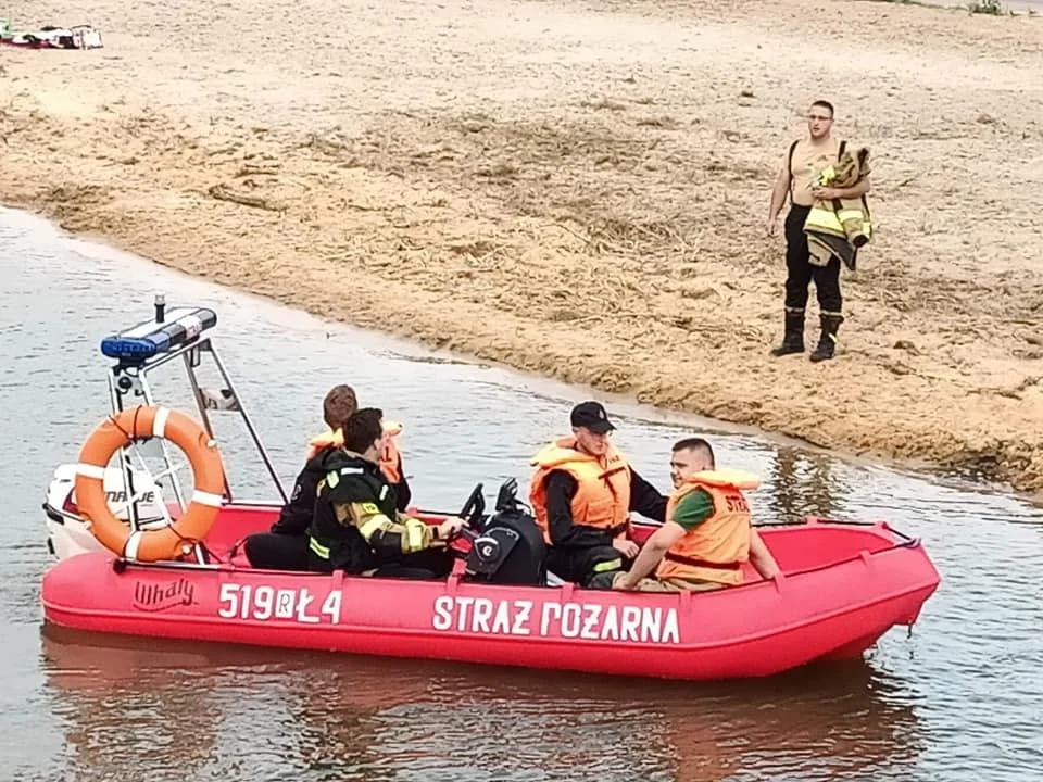 Mężczyzna utonął w zalewie w Podwolinie koło Niska! Zwłoki znaleziono na głębokości trzech metrów! - Zdjęcie główne