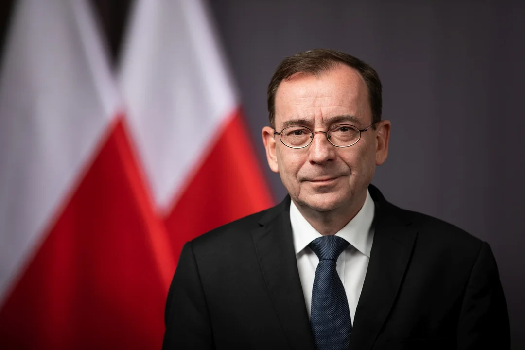 Minister spraw wewnętrznych i administracji Mariusz Kamiński o zatrzymanych rosyjskich szpiegach. "Ich celem był monitoring linii kolejowych, a także dezinformacja" - Zdjęcie główne