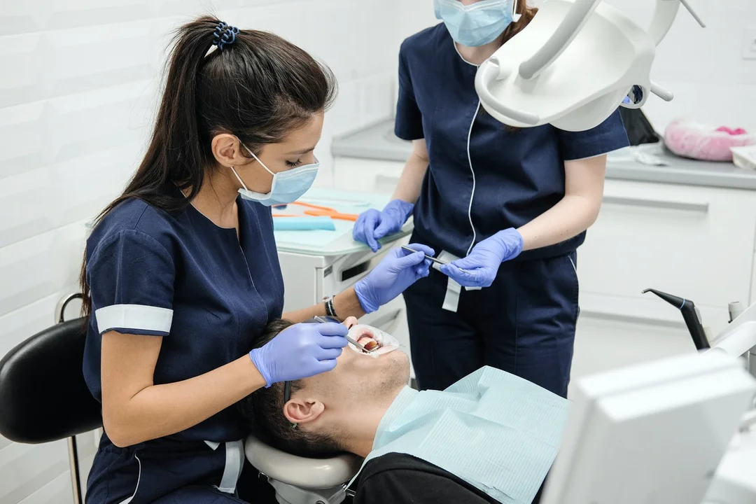  11. lek. dent. Angelika Sadoń-Łój - Strażów 365 B/1, Strażów, Rzeszów Dental Care Stomatologia - 87 OPINII