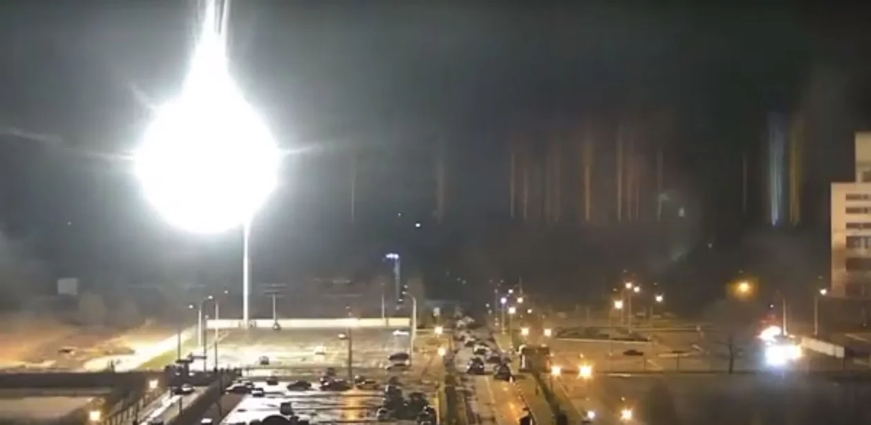 Siły rosyjskie ostrzelały Zaporoską Elektrownię Atomową w Enerhodarze. - Jej wybuch oznacza ewakuację Europy - grzmi prezydent Ukrainy Wołodymyr Zełenski [WIDEO] - Zdjęcie główne