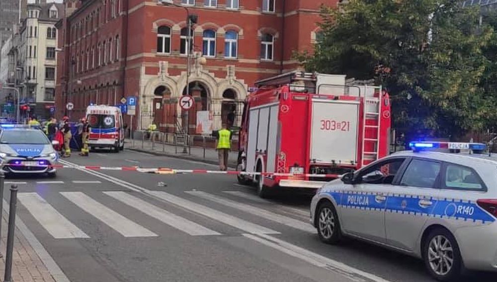 Z KRAJU: Przejechał 19-latkę! Kierowca miejskiego autobusu był pod wpływem leków! [NOWE FAKTY, WIDEO] - Zdjęcie główne