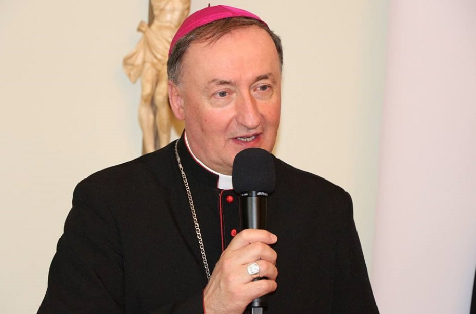 Biskup wydał zalecenia chroniące dzieci przed przestępstwami seksualnymi [POBIERZ DOKUMENT] - Zdjęcie główne
