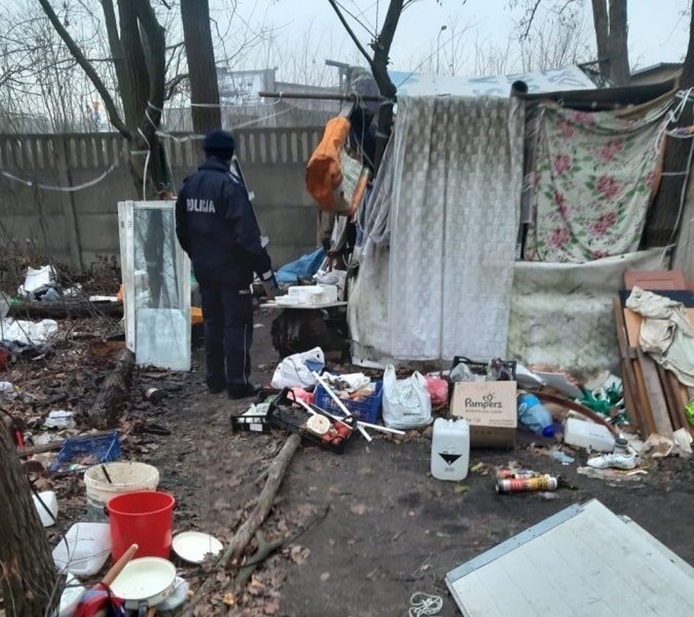 Wyciągnęli ręce do bezdomnych. Ci pomocy nie przyjęli... - Zdjęcie główne