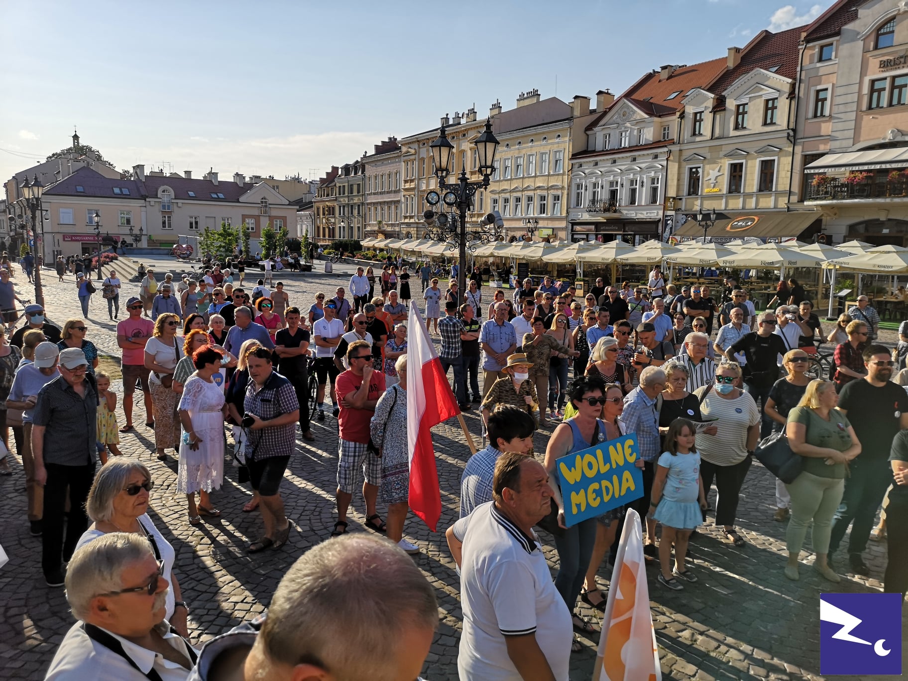 zdjęcia z wtorkowego protestu "Wolne media" w Rzeszowie