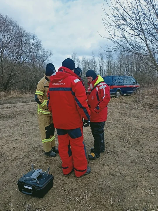 Pierwszy dzień poszukiwań zaginionej kobiety.