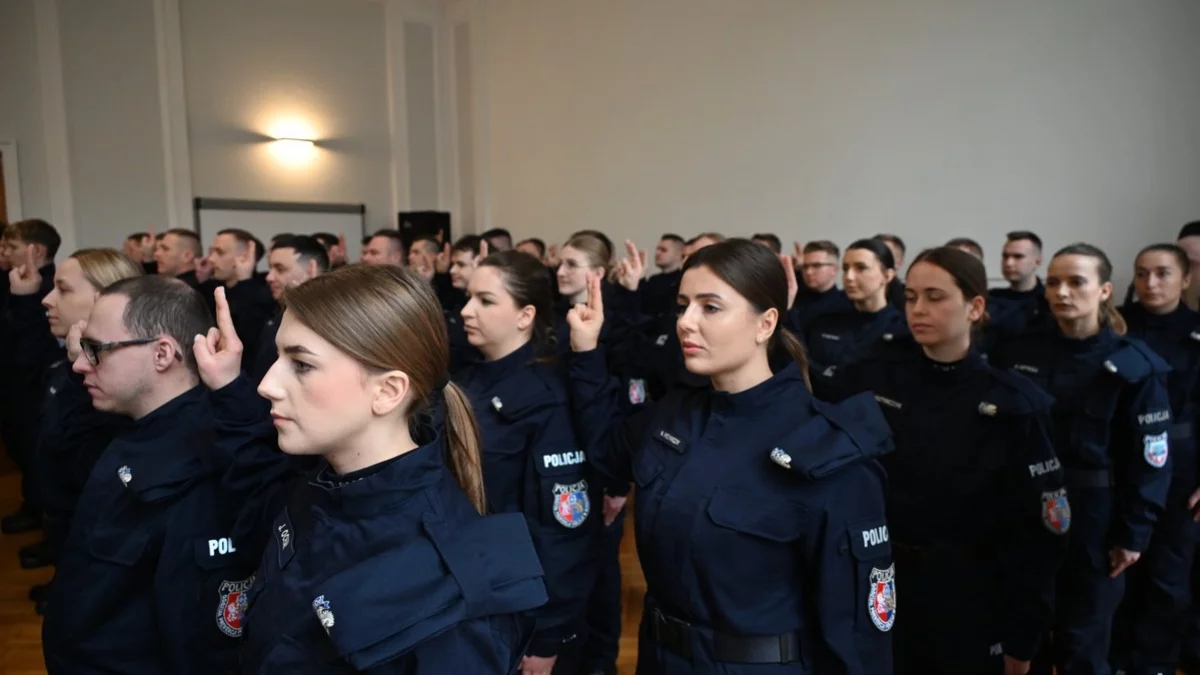 Podkarpacie zyskało 58 nowych stróżów prawa [ZDJĘCIA] - Zdjęcie główne