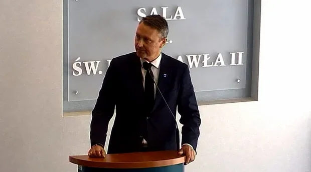 Prezydent Mielca Jacek Wiśniewski raduje się z pomocy dla Stali. Kibice komentują wpis włodarza [ZDJĘCIA, WIDEO] - Zdjęcie główne