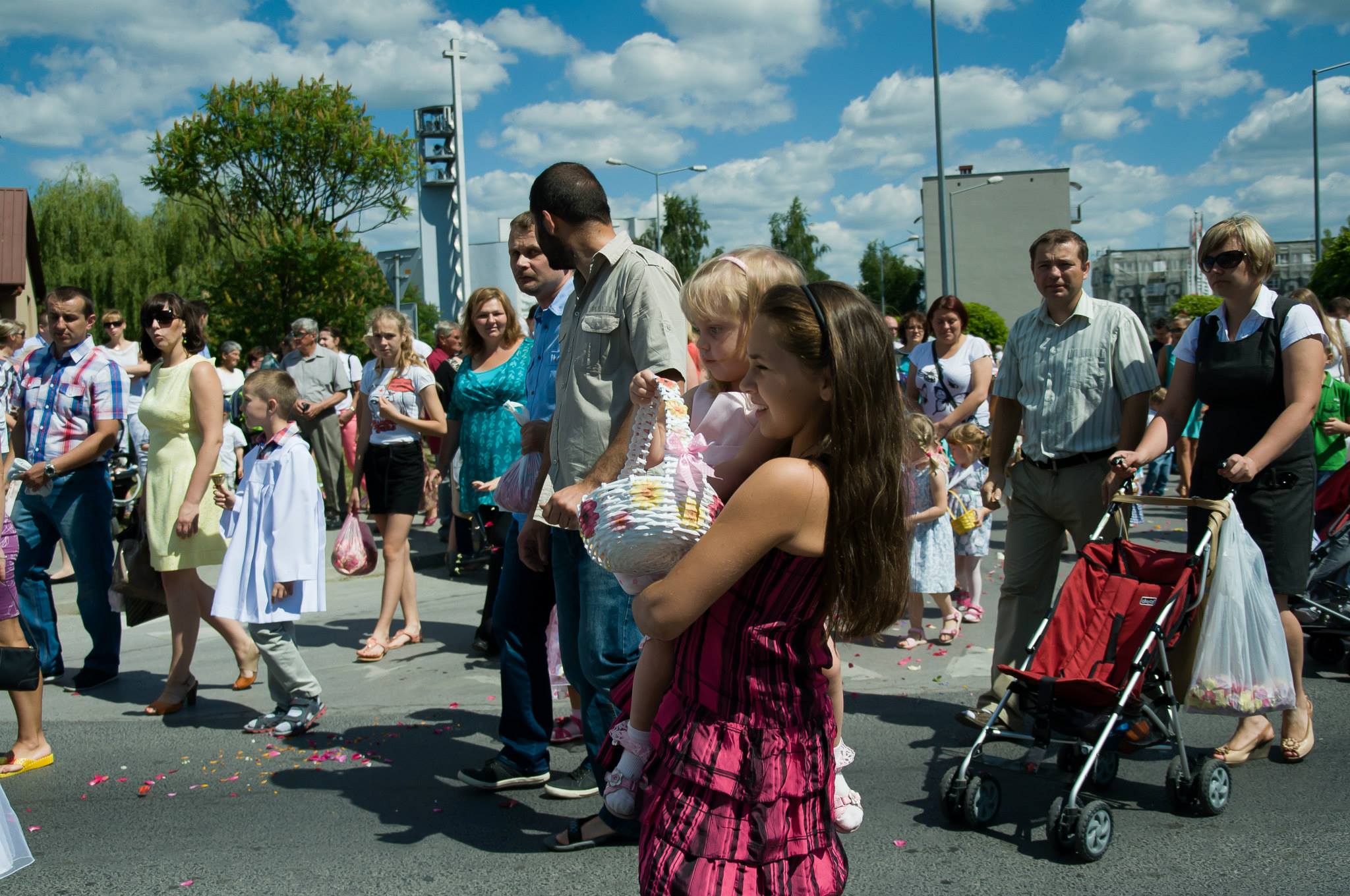 Rok 2014 - Największa procesja Bożego Ciała przeszła ulicami Tarnobrzega z Kościoła MBNP do Klasztoru Ojców Dominikanów.