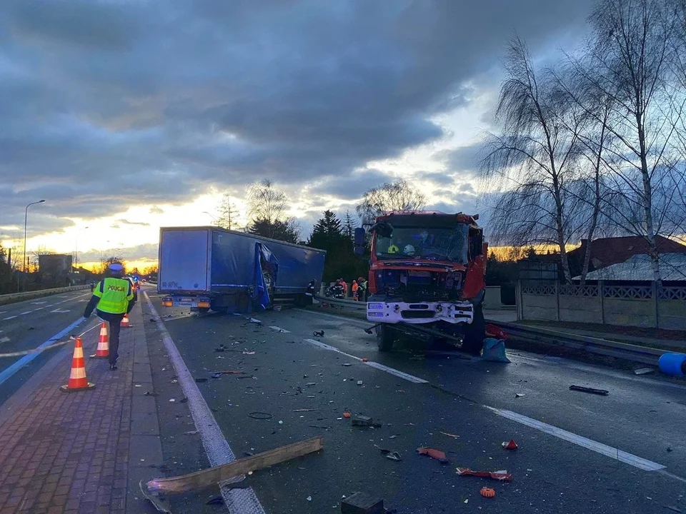 Druhna Ewelina i druh Zdzisław - to oni zginęli w zderzeniu wozu strażackiego z TIR-em! - Zdjęcie główne