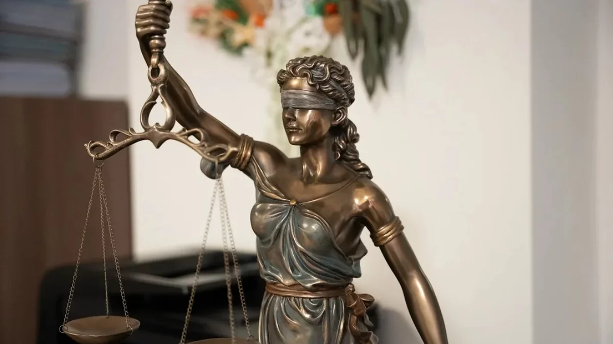 Ten kierowca więcej legalnie nie wsiądzie za kierownicę. Złamał kręgosłup pasażerowi - Zdjęcie główne